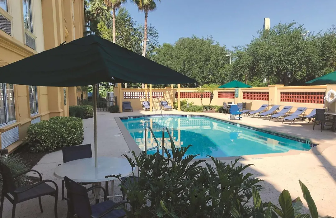 La Quinta By Wyndham Tampa Brandon Regency Park-1
