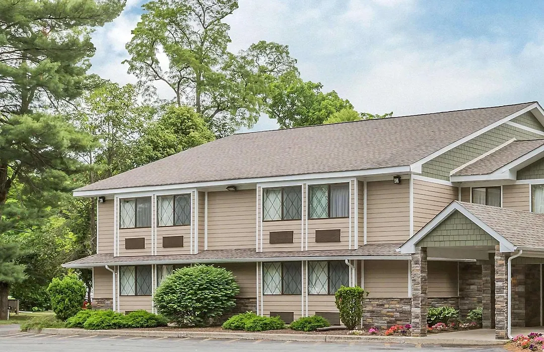 Quality Inn Hyde Park - Poughkeepsie North-1