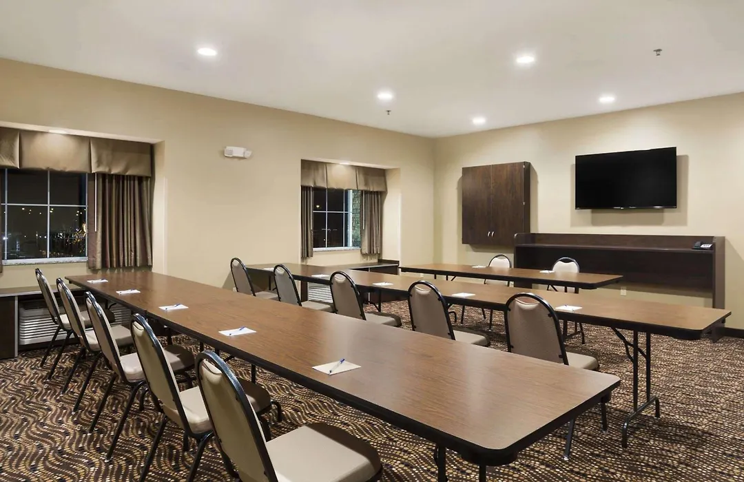 Microtel Inn & Suites By Wyndham Cambridge-1