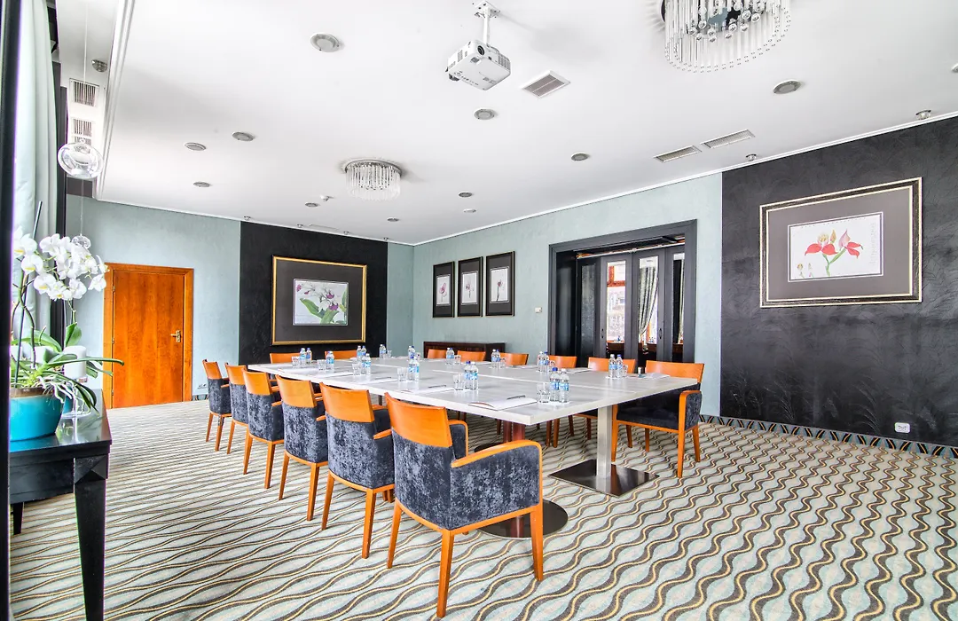 Hotel Hanza-1
