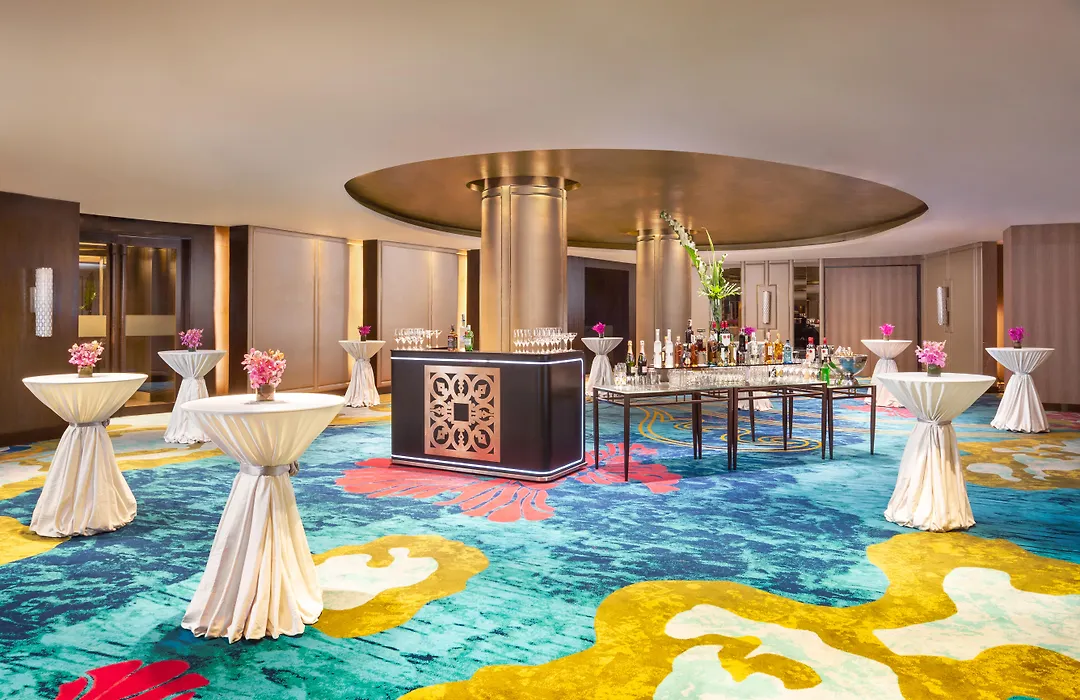 Dusit Thani Manila-1