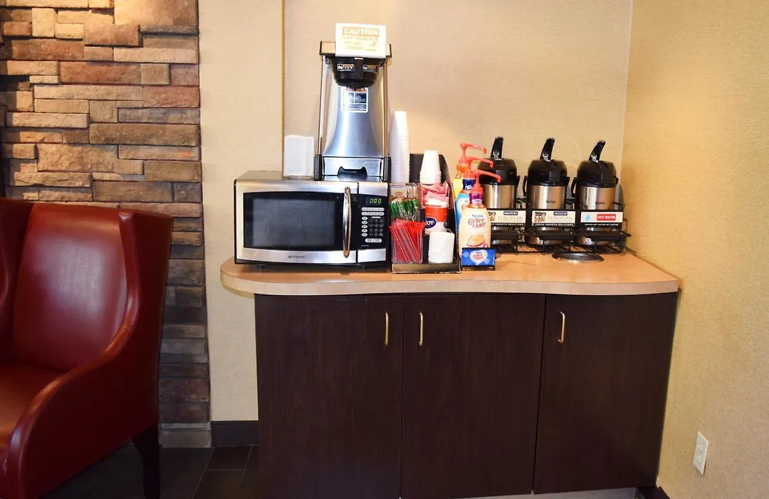 Red Roof Inn Plus+ Pittsburgh East - Monroeville-1