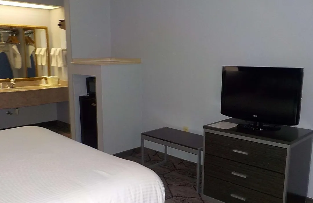 Surestay Plus Hotel By Best Western Warner Robins Afb-1