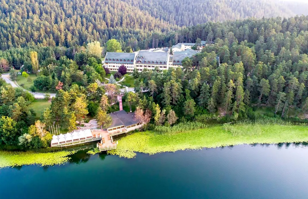 Buyuk Abant Hotel-1