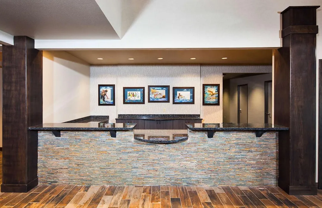 Red Lion Ridgewater Inn & Suites Polson-1