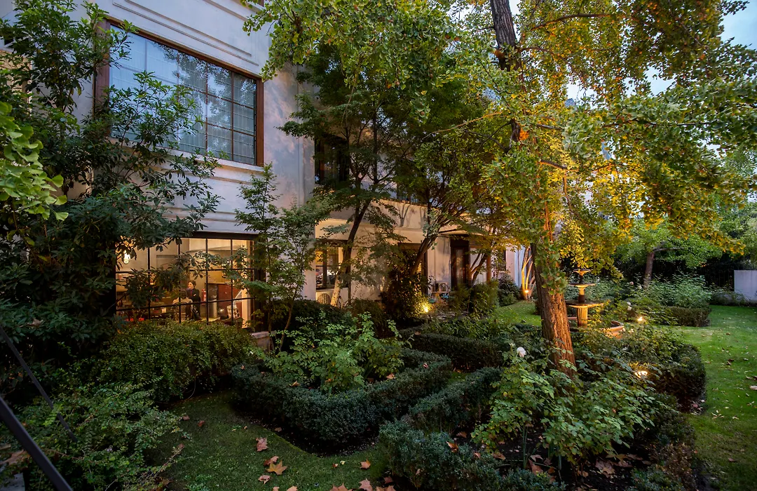 Park Plaza Bonaparte Boutique-1