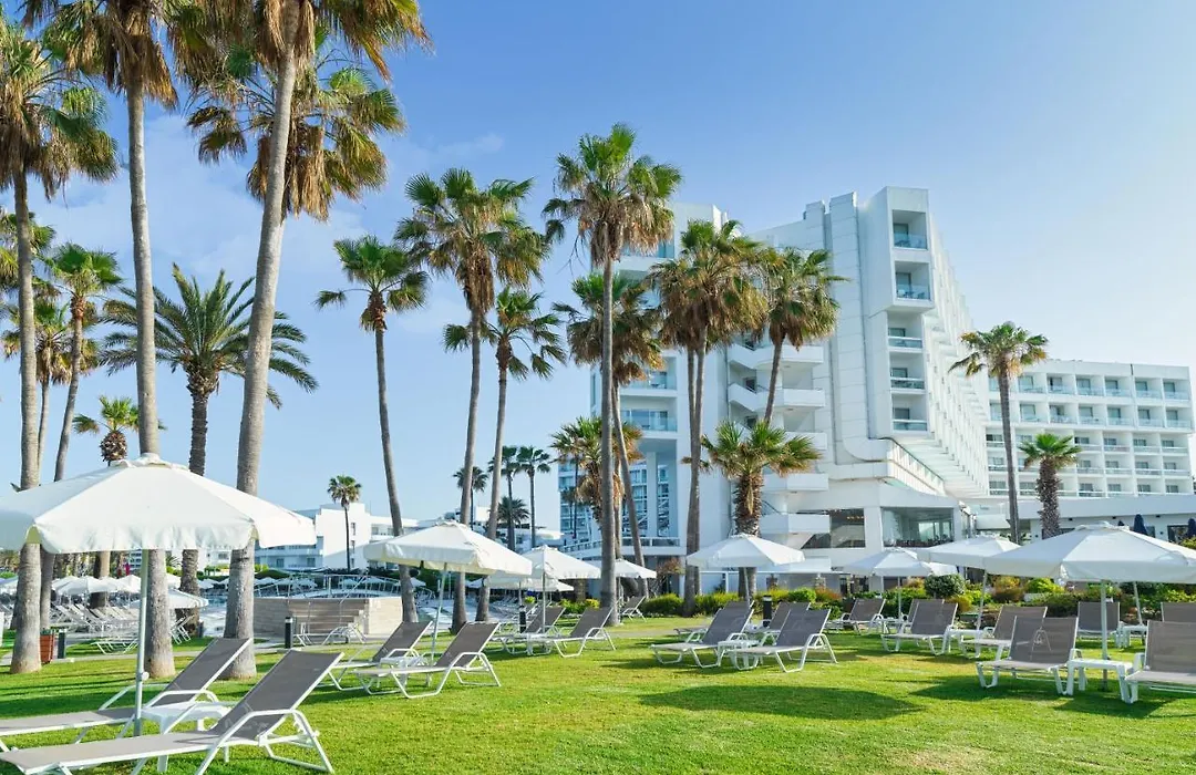Leonardo Plaza Cypria Maris Beach Hotel & Spa (Adults Only)-1
