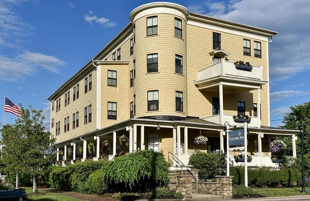Colonial Inn-1