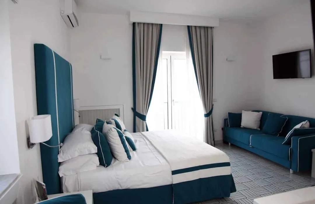 Hotel Bristol-1