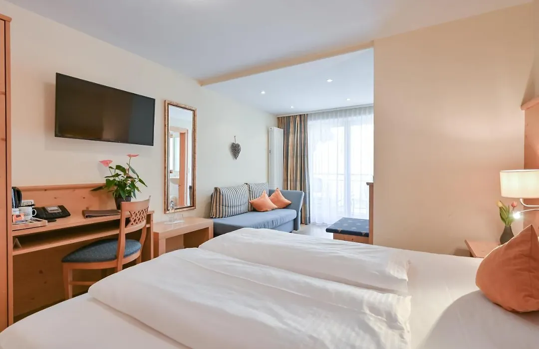 Hotel Alpenstuben-1