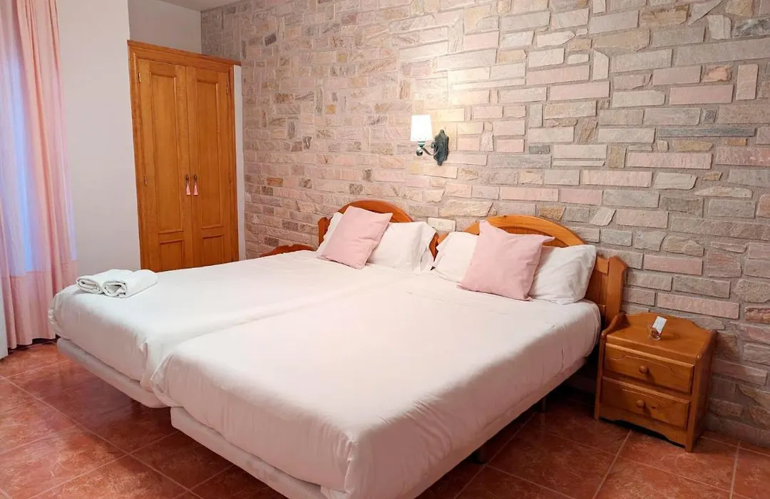 Hotel Moregón-1