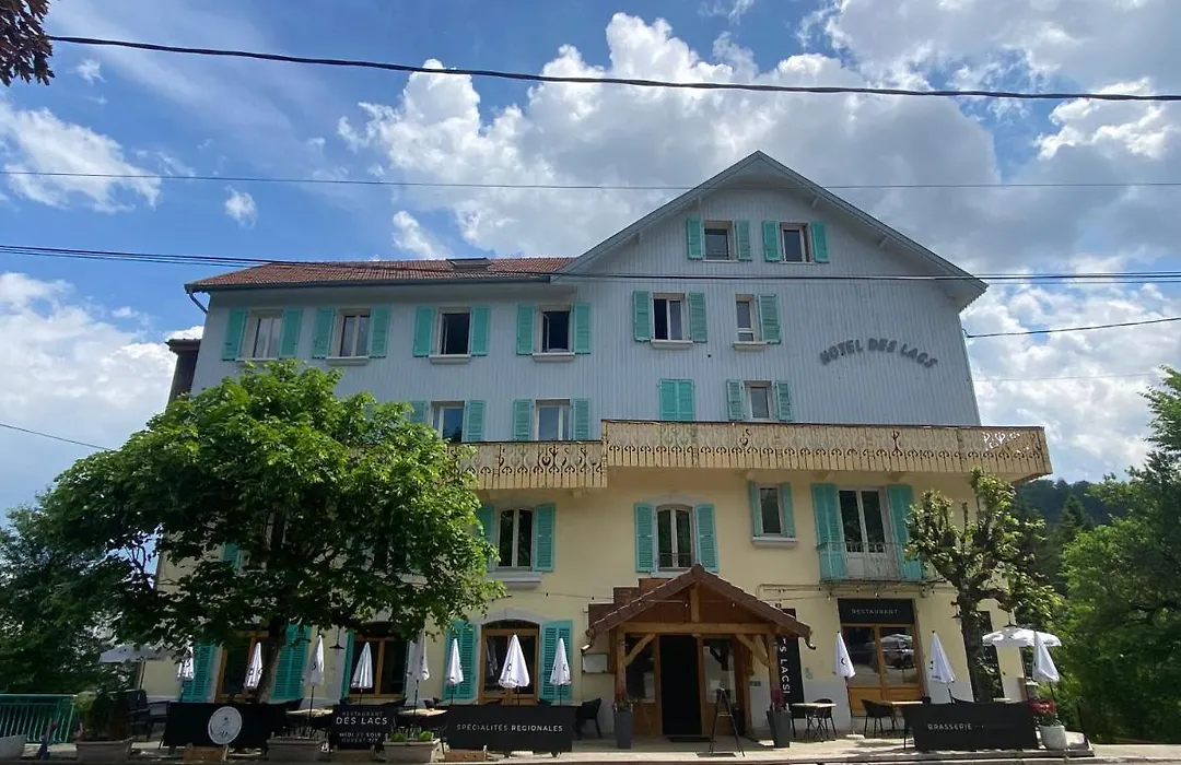 Hôtel Restaurant des Lacs-1