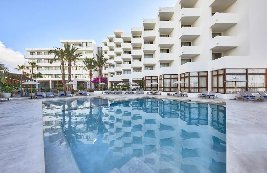 Hotel Tres Torres-1