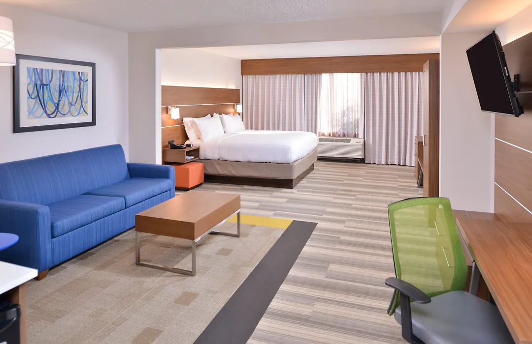 Holiday Inn Express & Suites Indianapolis Dtn-Conv Ctr Area By Ihg-1