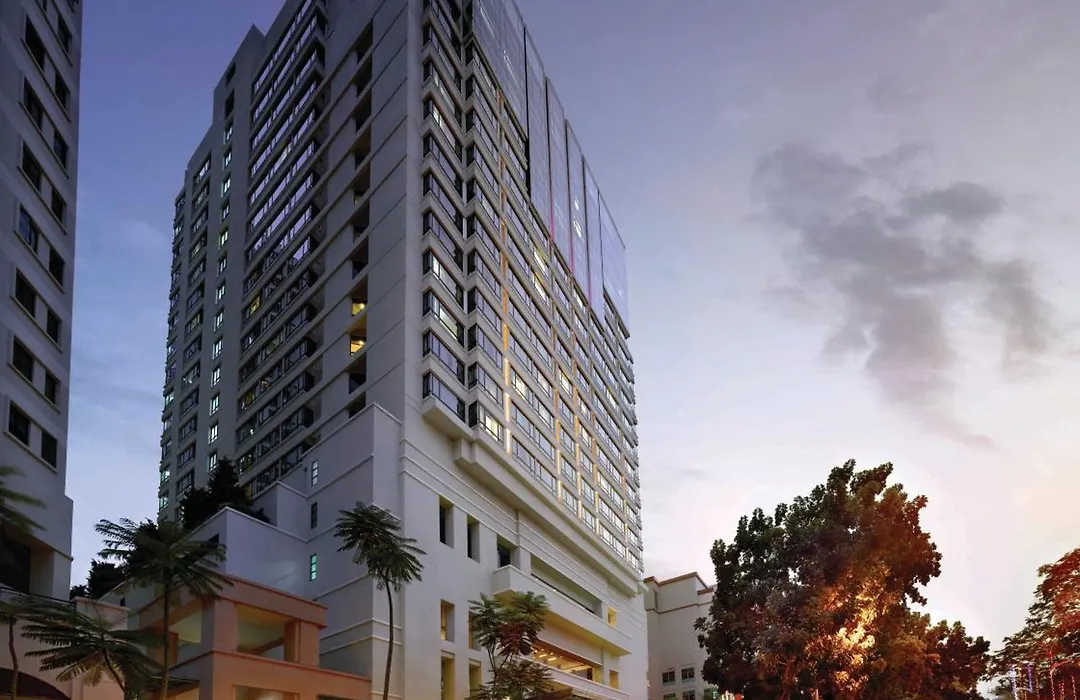 G Hotel Gurney-1