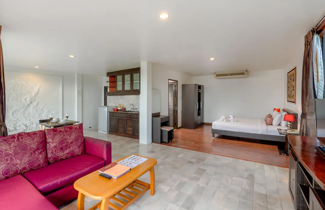 Club Bamboo Boutique Patong Beach Resort-1