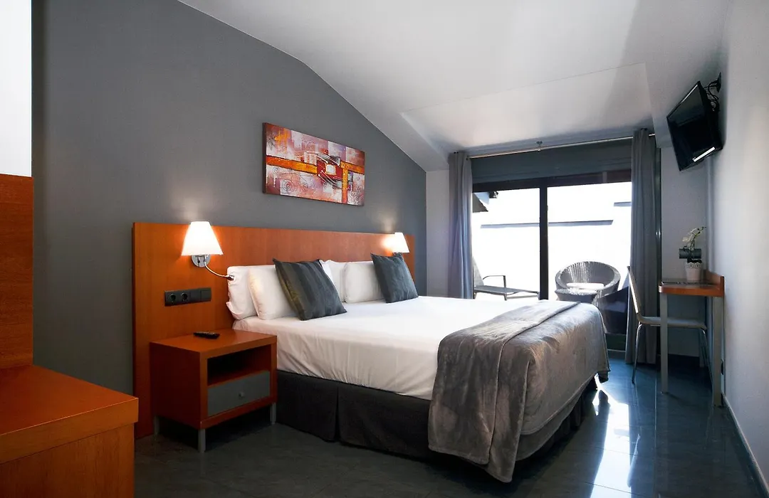 Hotel Sant Pere Ll Hspii-1