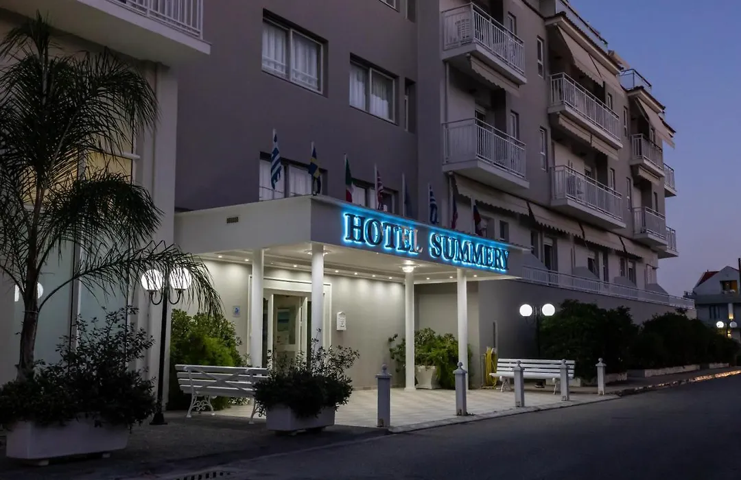 Hotel Summery-1