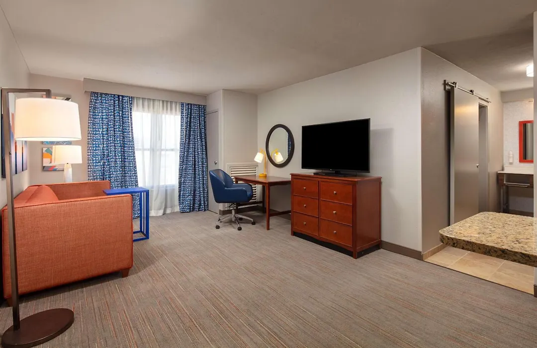 Hampton Inn & Suites El Paso-Airport-1