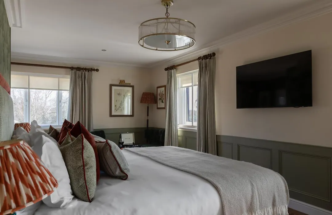 The Bridge Hotel-1