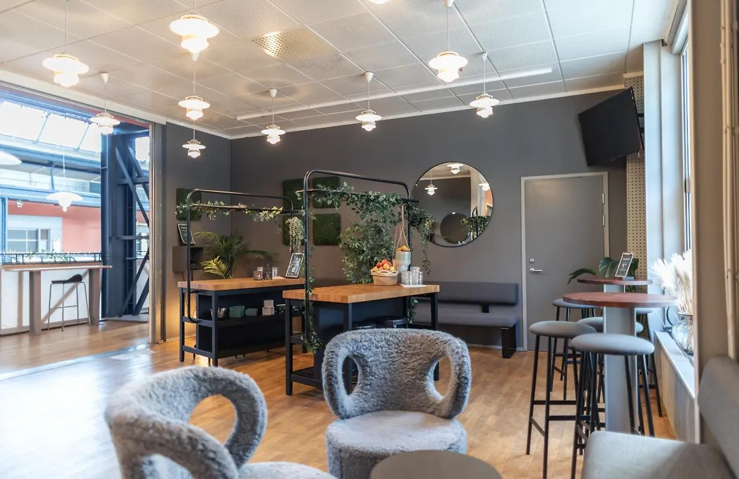 Quality Hotel 11 & Eriksbergshallen-1