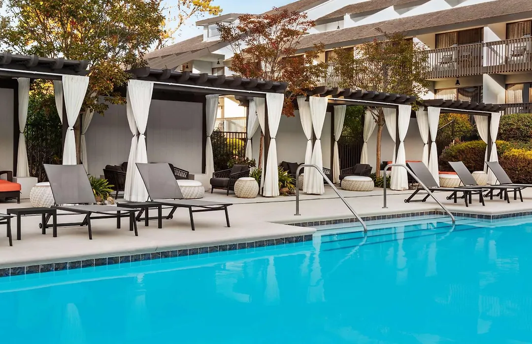 Hilton Garden Inn Monterey-1