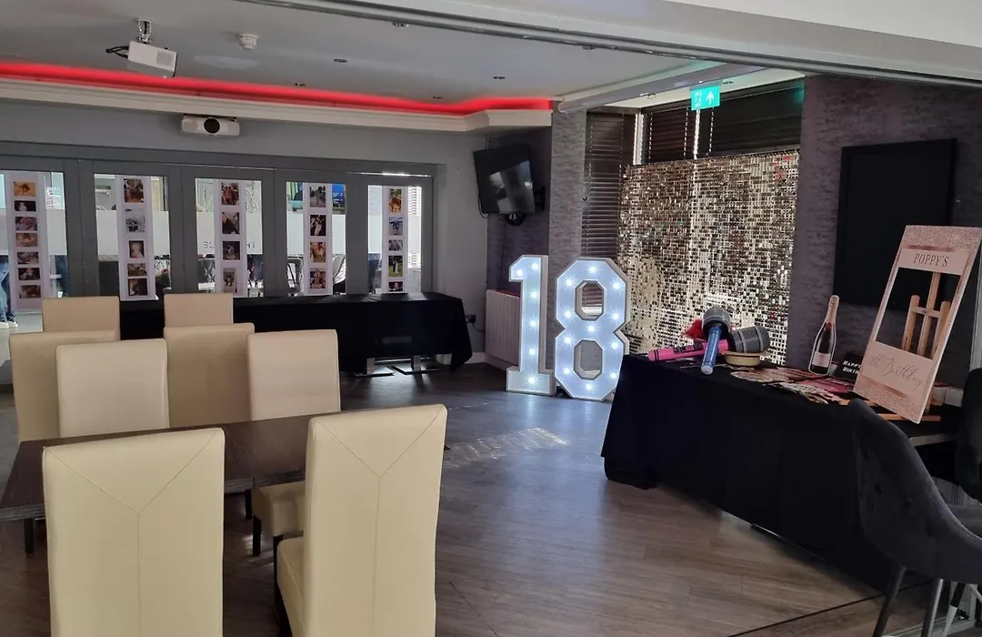 The Avenue Hotel Ltd-1