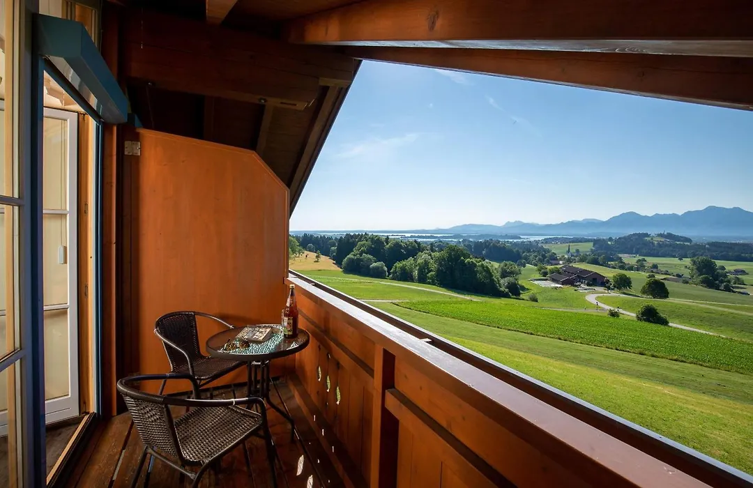 Berg Hotel Weingarten-1