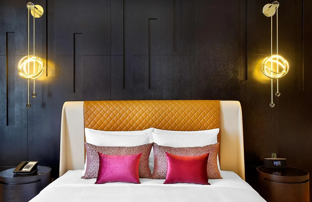 Alrayyan Hotel Doha, Curio Collection By Hilton-1