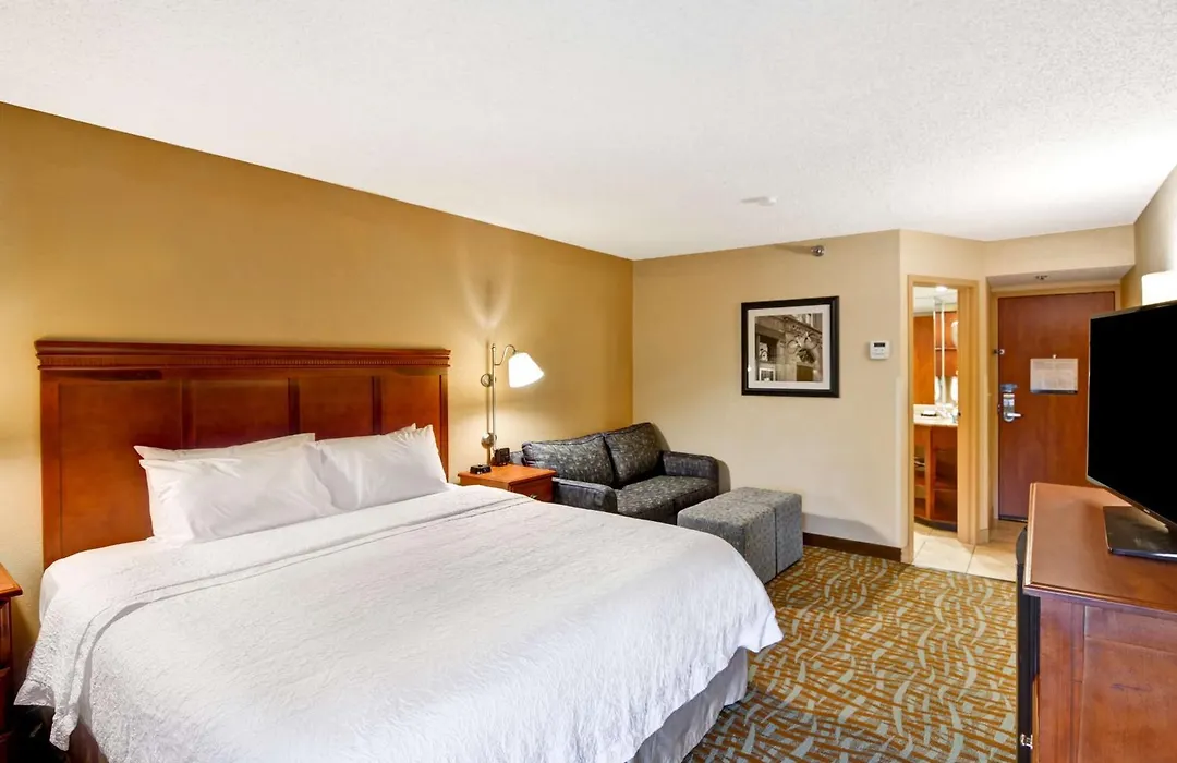 Hampton Inn Hendersonville-1