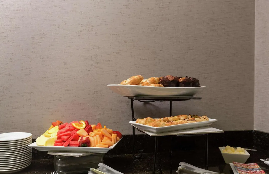 Hilton Chicago/Oak Lawn-1