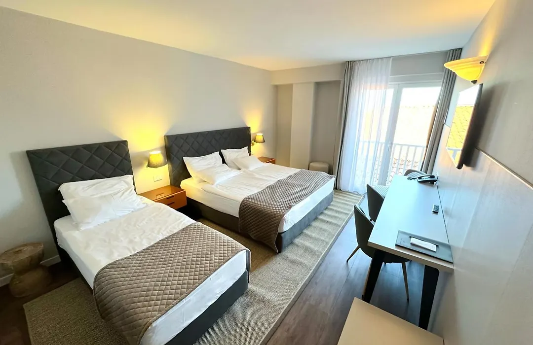 Hotel Marina-1