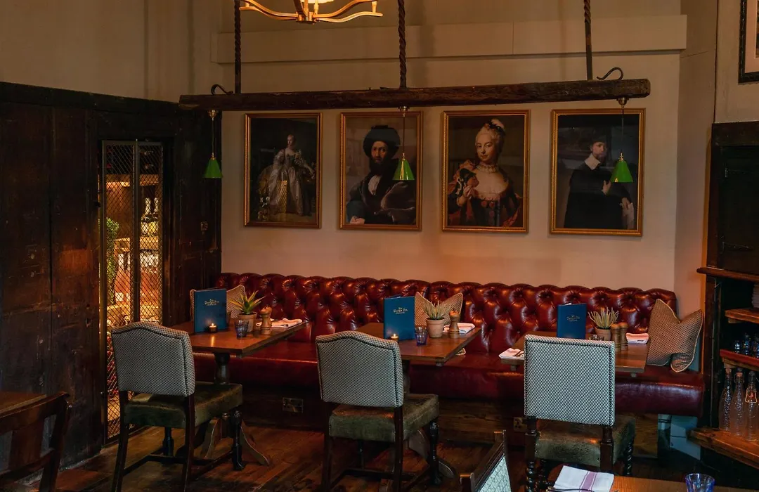 The George Inn & Plaine-1