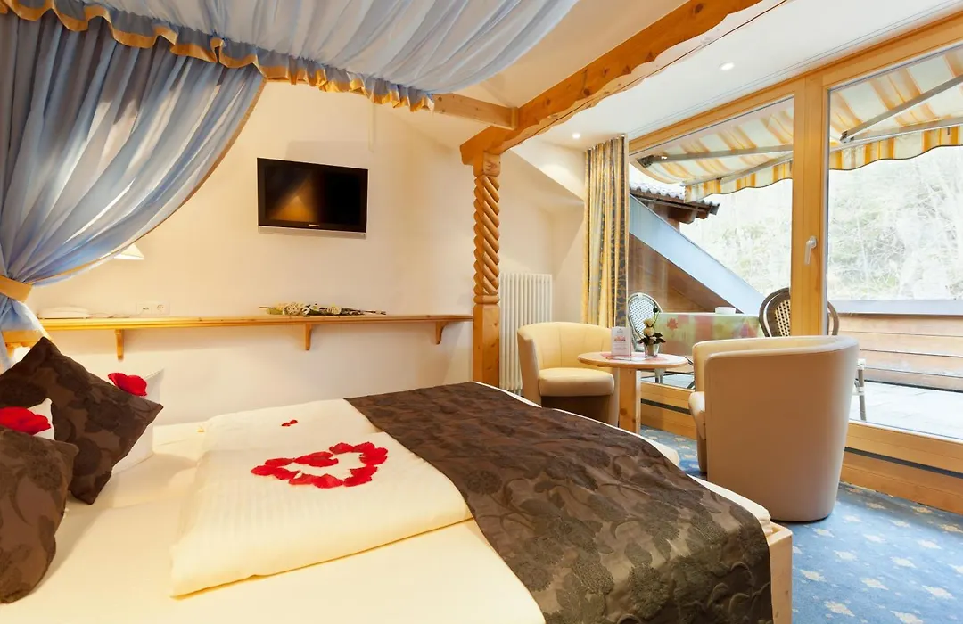 Hotel Alpenstuben-1