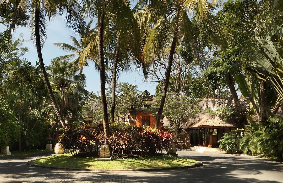 Puri Santrian Beach Resort And Spa-1