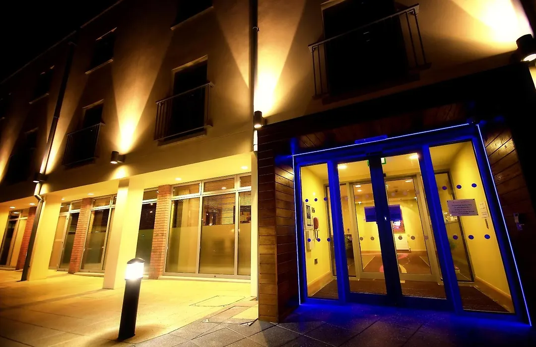 Belmore Court & Motel-1