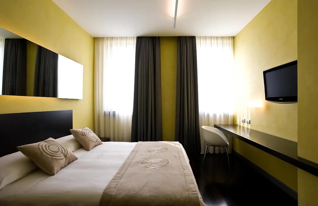Eos Hotel-1