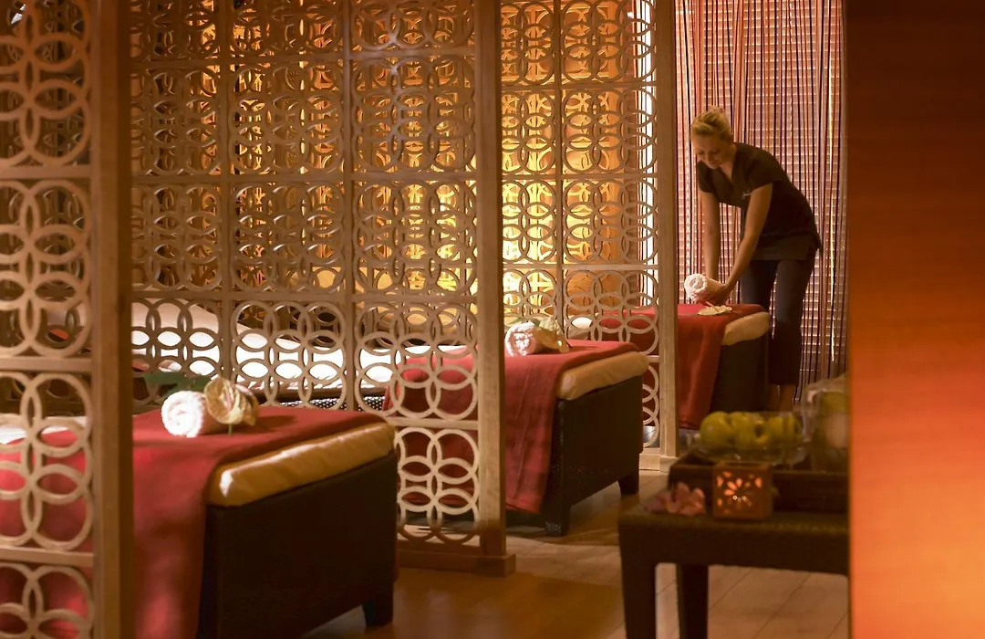 Castlecourt Hotel, Spa & Leisure-1