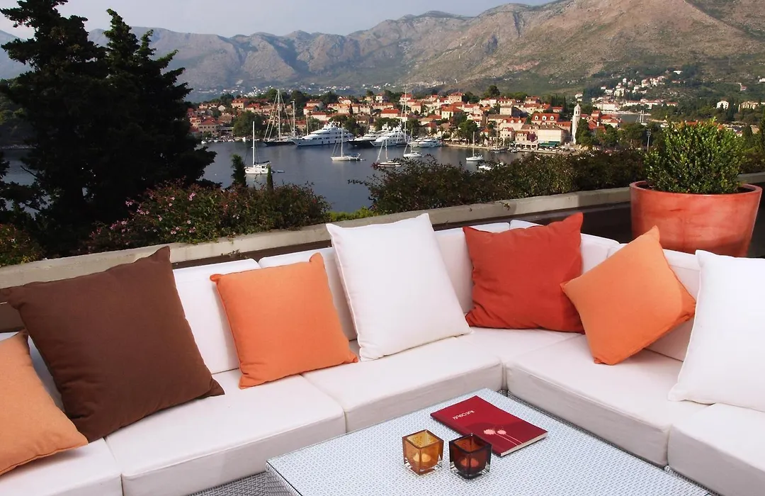 Hotel Croatia-1