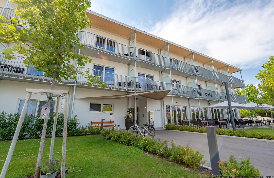 Hotel Katamaran-1
