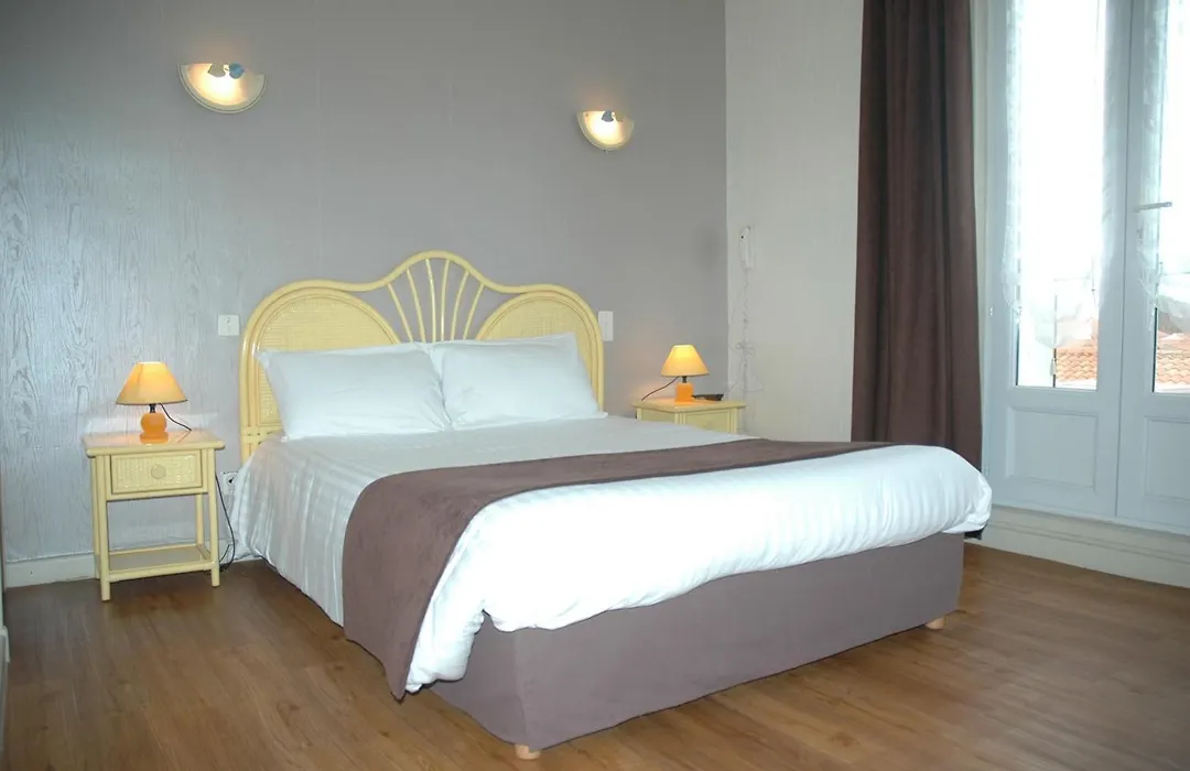 Hôtel L'Ecailler-1
