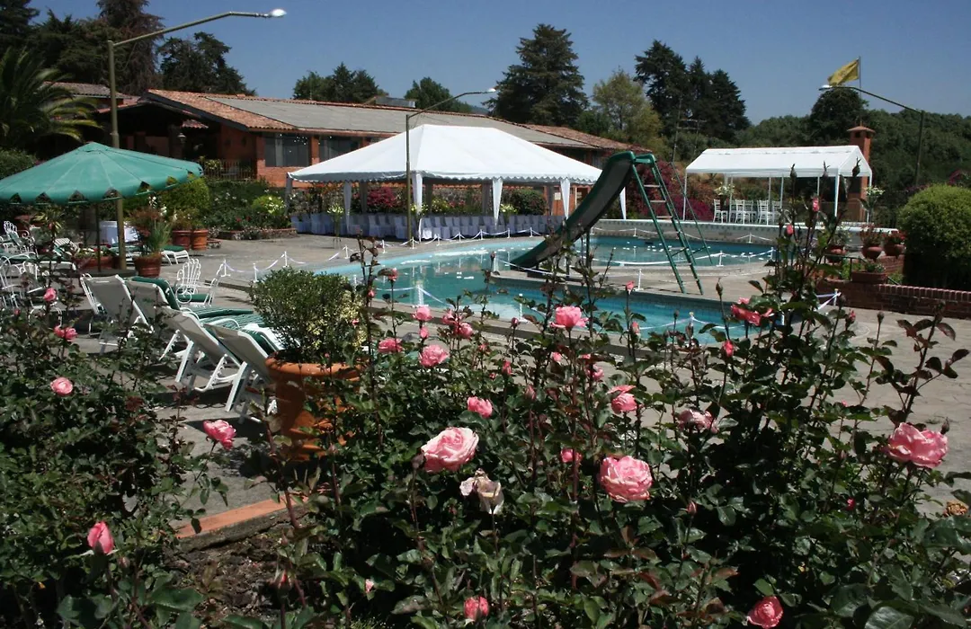 Hotel Pie de la Sierra-1