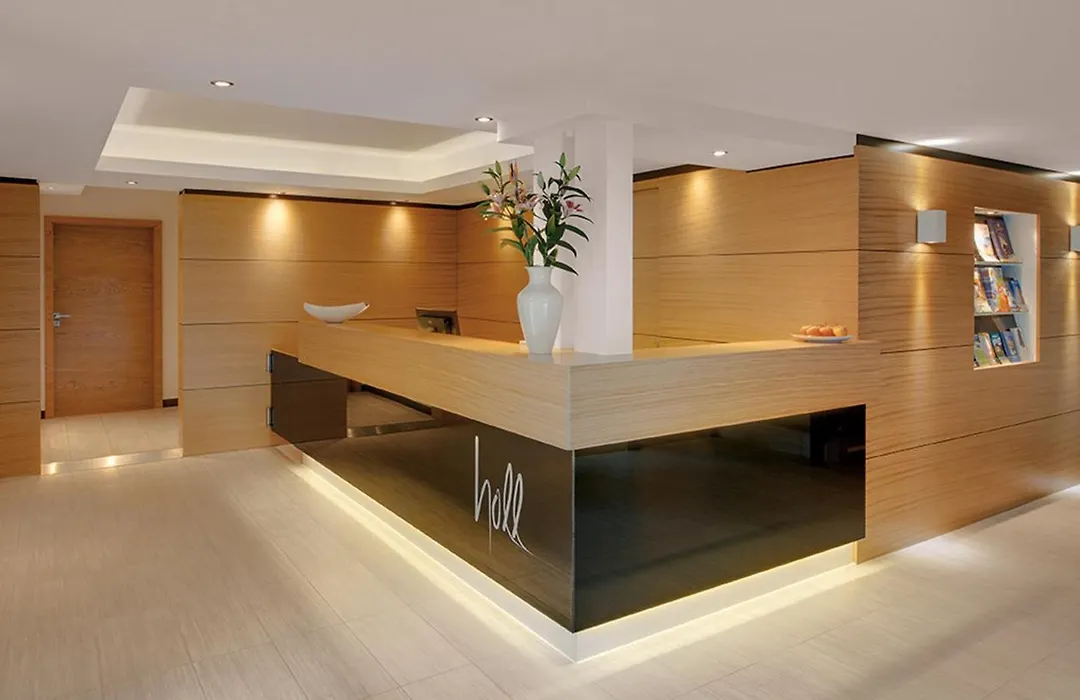 Hotel Holl-1