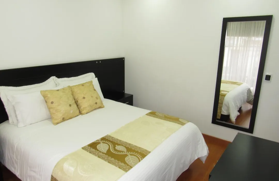 Hotel Palermo Suite-1
