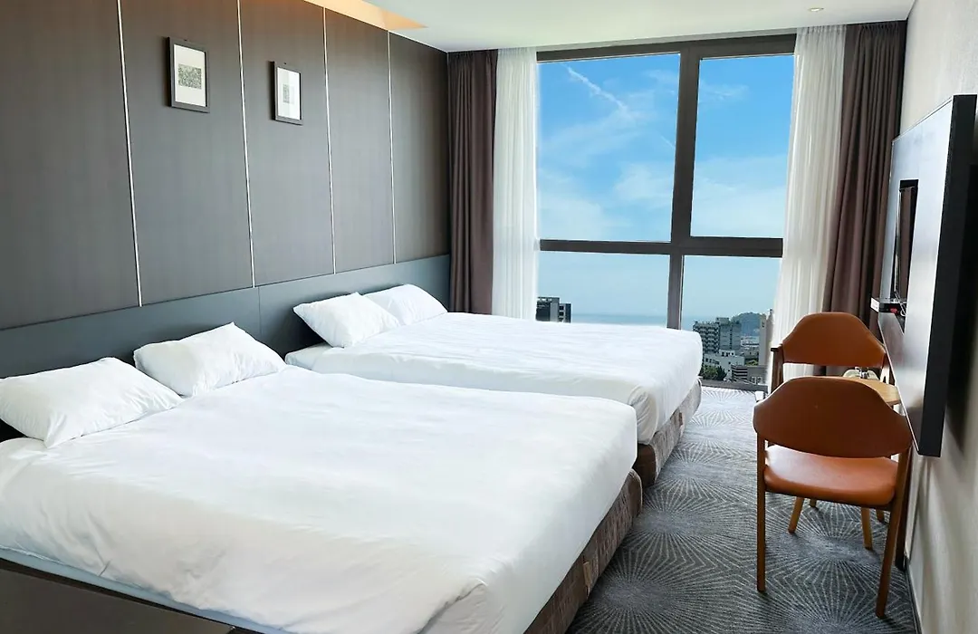 Golden Daisy Hotel-1