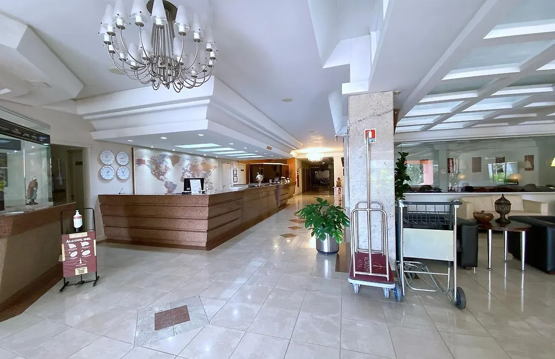 Altadomo Hotel-1