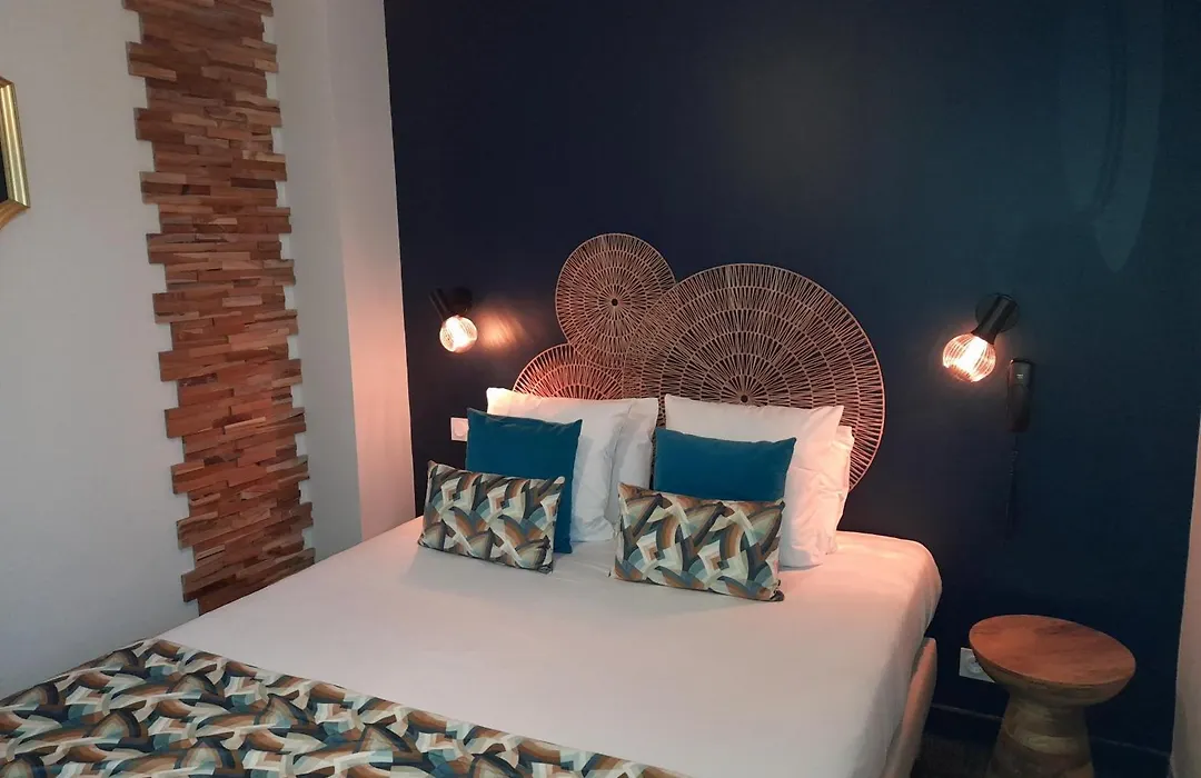 Hotel Reine Mathilde-1