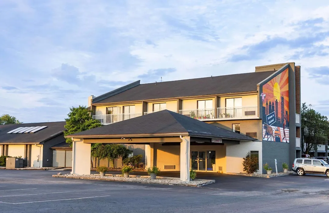 Days Inn By Wyndham Cincinnati East-1