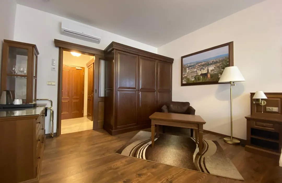 Parkhotel Brno-1