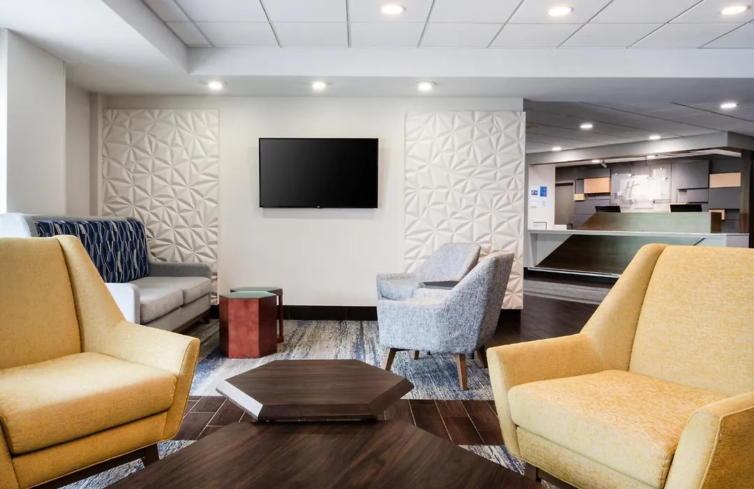 Holiday Inn Express & Suites Cincinnati Riverfront By Ihg-1